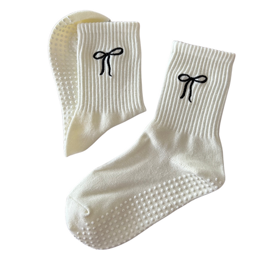 'Sealed with a Bow' Crew Socks - Cream